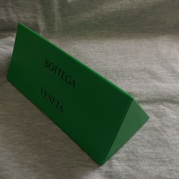 BOTTEGA VENETA Sun Glasses - Picture 14 of 14